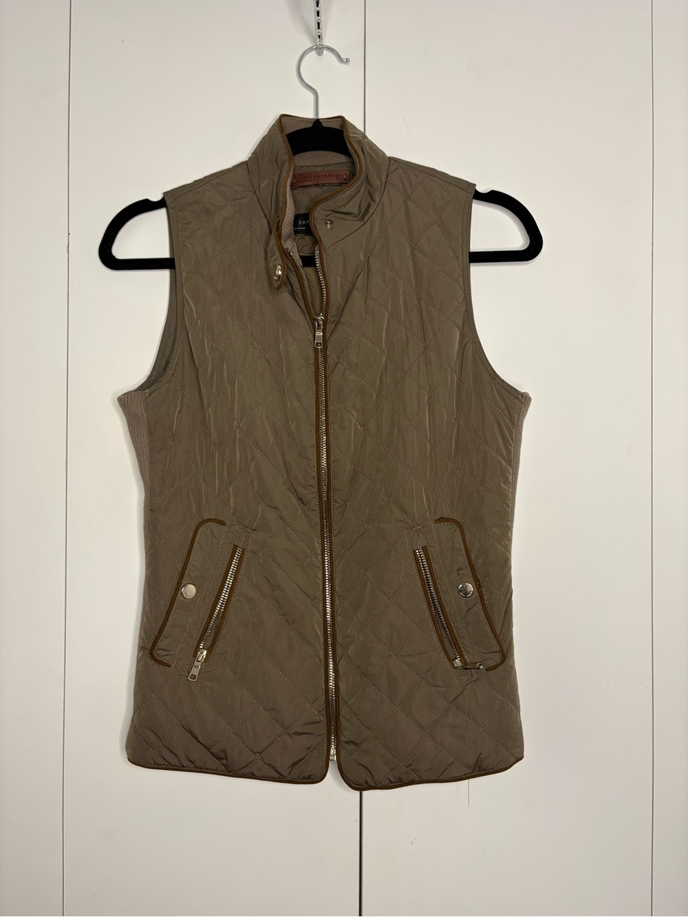ZARA women’s quilted army Green tan Utility Vest S piping pockets
